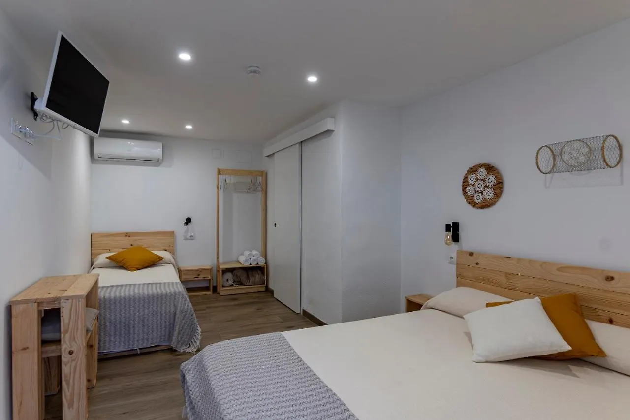 Cal Xot Guest House El Poblenou del Delta 0*,  Spain