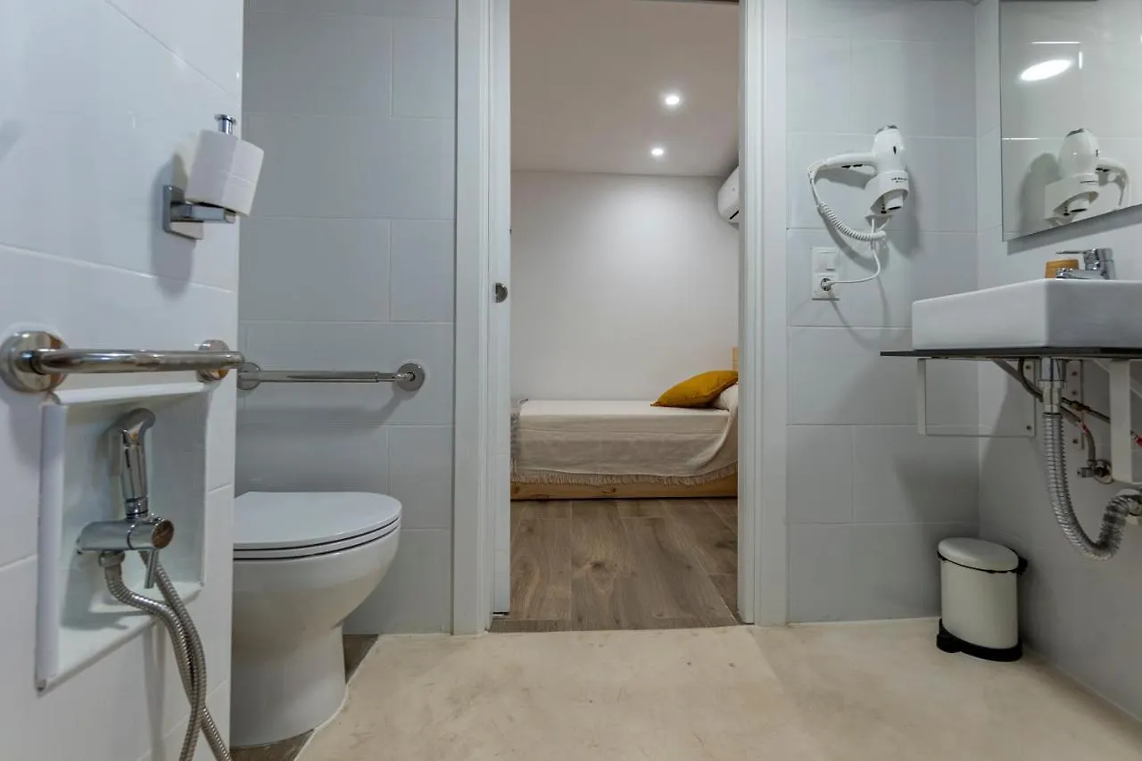 Cal Xot Guest House El Poblenou del Delta 0*,  Spain