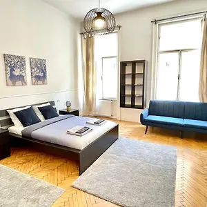 https://bjapartments.inbudapesthotels.com
