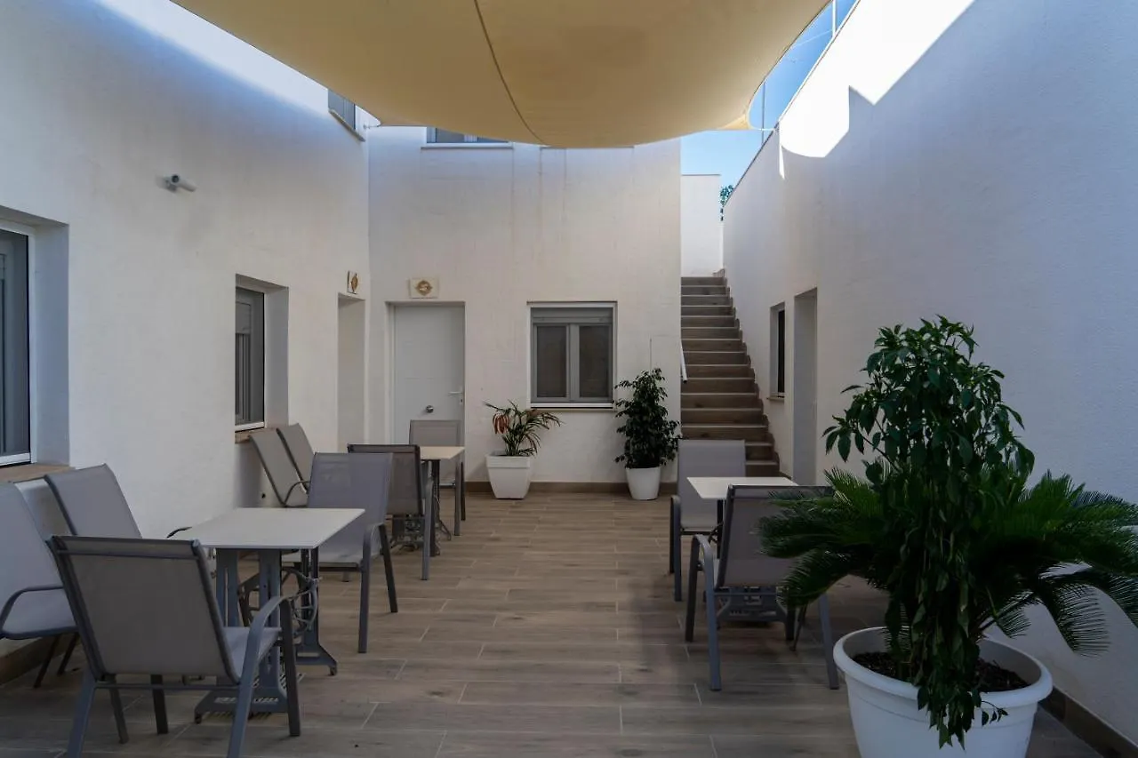 Country house Cal Xot Guest House El Poblenou del Delta Spain